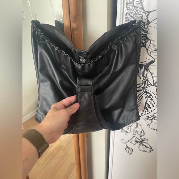 Shinestar strapless body suit - faux leather - Picture 4 of 5